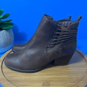BearTraps Raewyn Ankle Boots Brown Side-Zip Block Heel Booties Size 7M